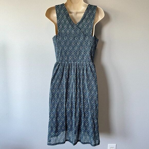 S. Oliver Smocked Day Dress Size S - Picture 4 of 8